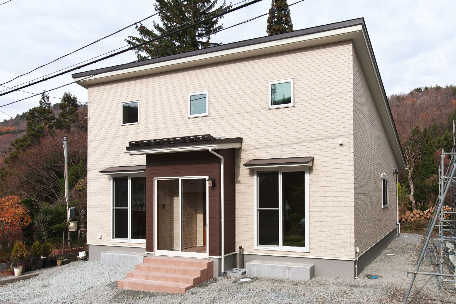 平屋の間取りに屋根裏部屋のある悠遊自適!?な住まい